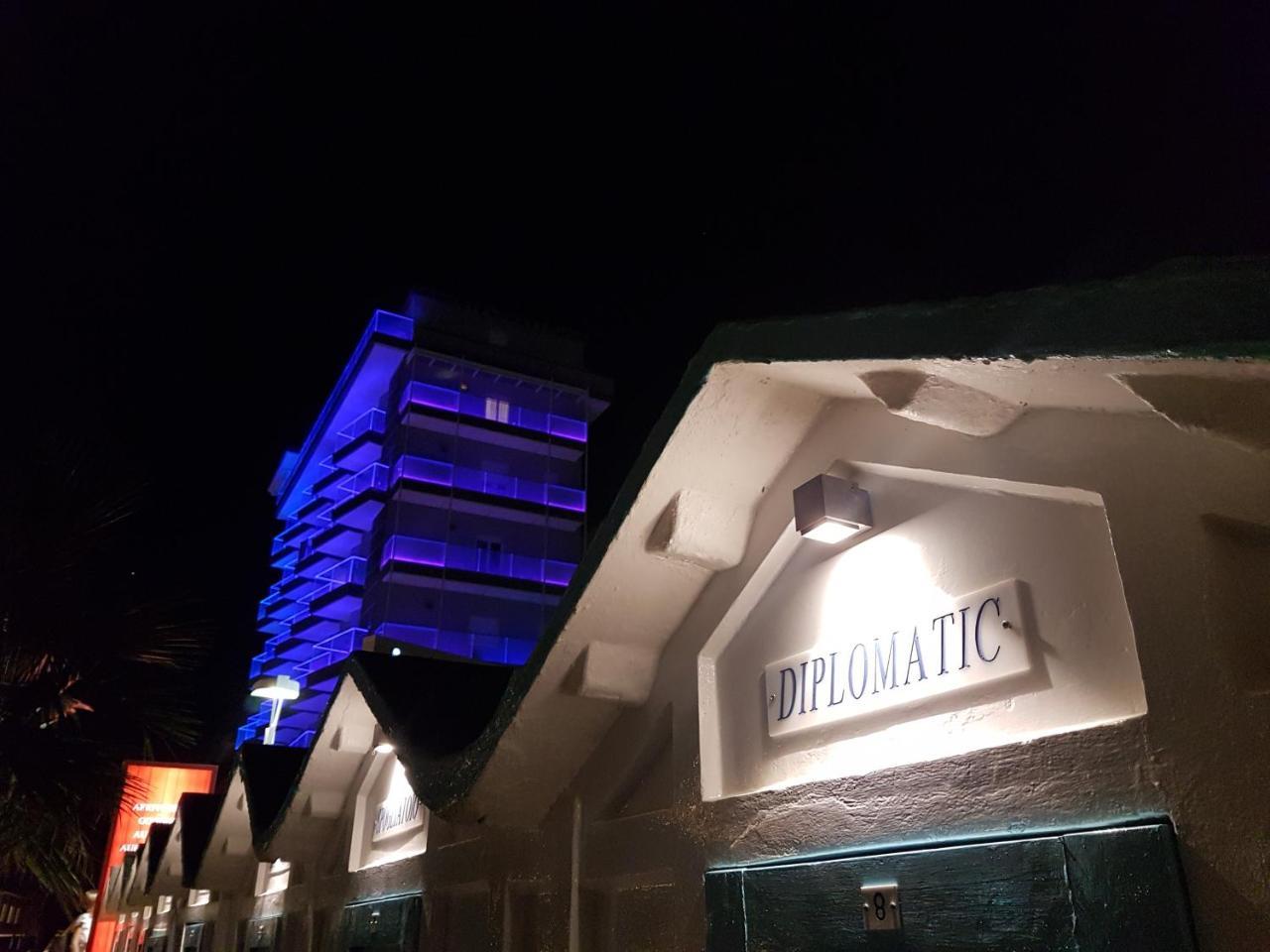 Hotel Diplomatic Риччоне Экстерьер фото